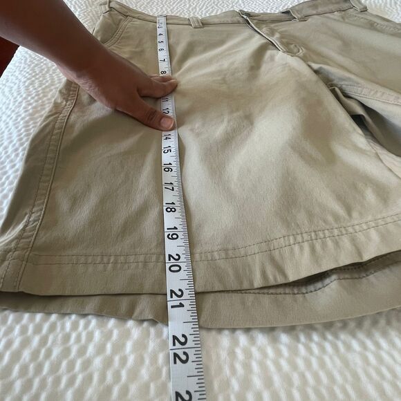 Eddie Bauer Travex Men's Tan Khaki Back Zipper Pockets Pant Shorts Size 38 - Picture 4 of 9